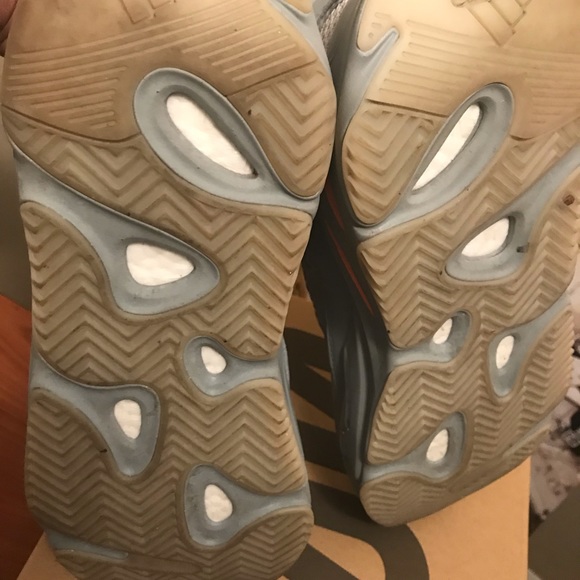Adidas Yeezy 700 Inertia